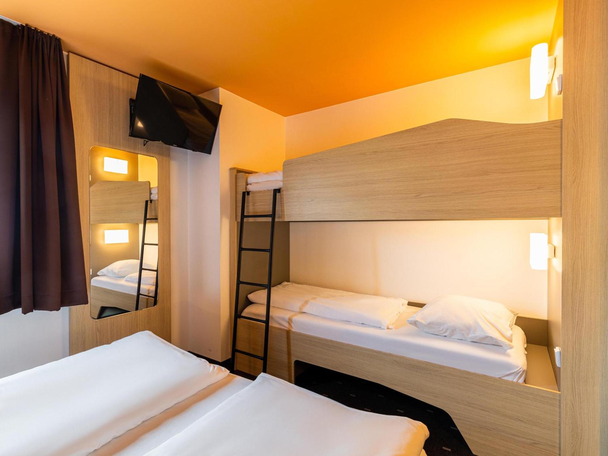 B&B Hotel Essen-City Экстерьер фото