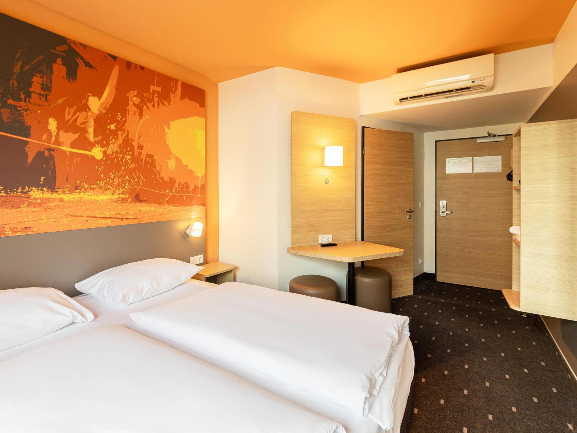 B&B Hotel Essen-City Экстерьер фото