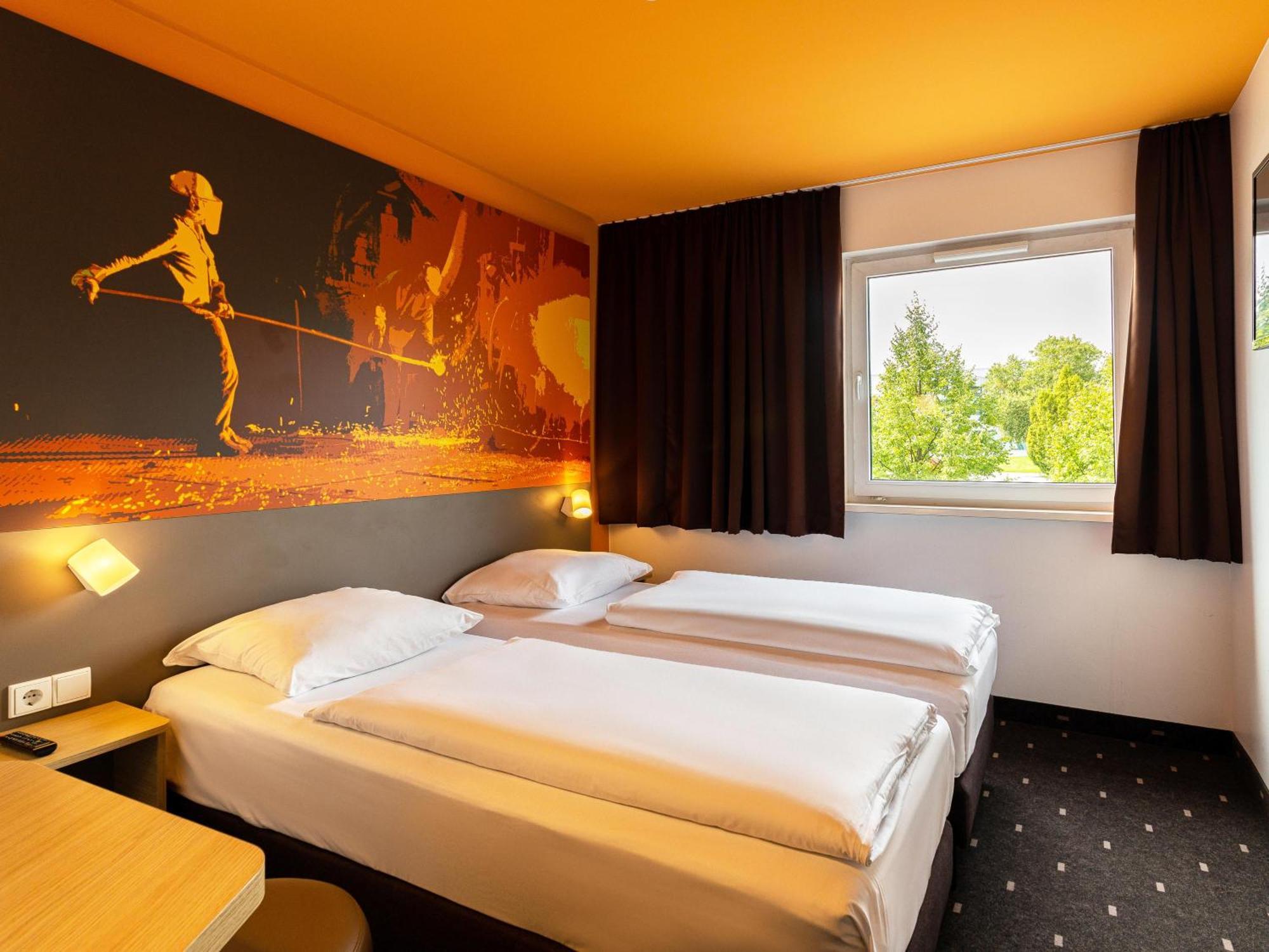 B&B Hotel Essen-City Экстерьер фото